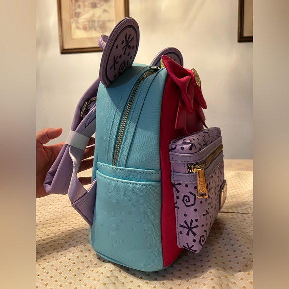 🌹Host Pick🌹Minnie Mouse Main Attraction Mad Tea Party Mini Backpack - Picture 3 of 9